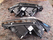 Laden Sie das Bild in den Galerie-Viewer, Frontscheinwerfer BMW G21 G20 9481695 9481696 LED Ein Stück (Rechts oder Links) SCH8038840698tc