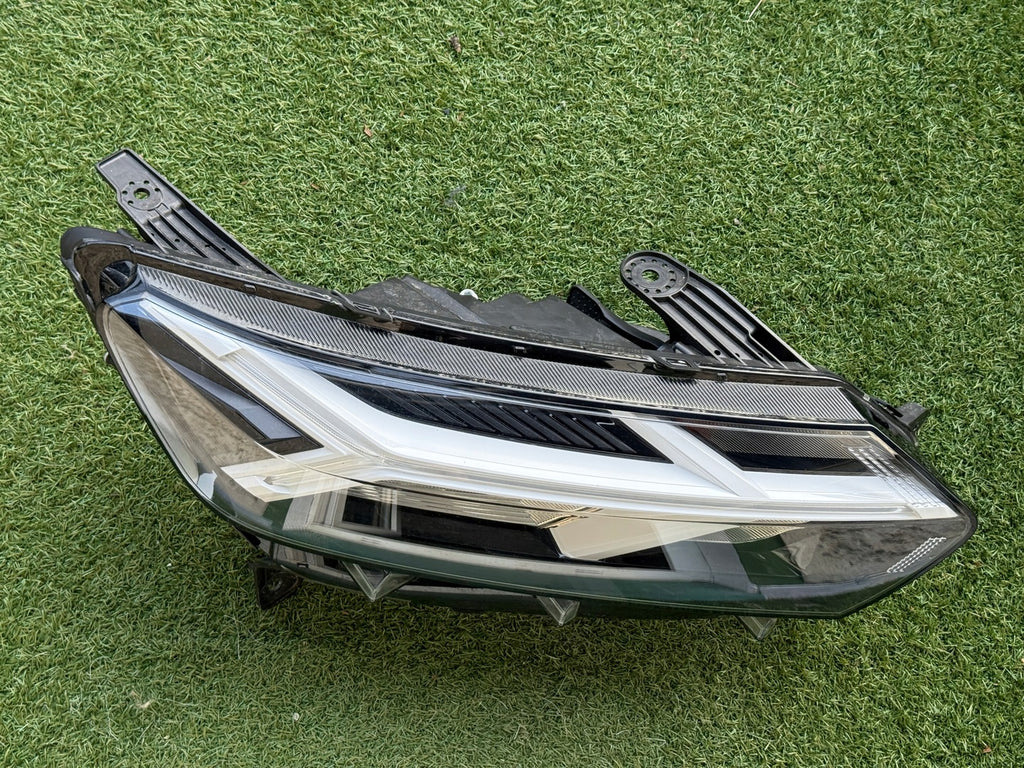 Frontscheinwerfer Dacia Sandero III Logan 260107978R Rechts Headlight SCH5121358298nb
