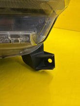 Laden Sie das Bild in den Galerie-Viewer, Frontscheinwerfer Renault Trafic 260102899R LED Rechts Scheinwerfer Headlight SCH3233403308zw