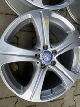 Laden Sie das Bild in den Galerie-Viewer, 4x Alufelge 18 Zoll 8.0" 5x112 43ET Glanz Silber A2134011400 Mercedes-Benz FEL4162229949xu