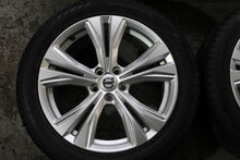 Laden Sie das Bild in den Galerie-Viewer, 4x Alufelge 18 Zoll 8.0" 5x108 42ET Glanz Silber 32243390 Volvo V60 S60 FEL1488304375al