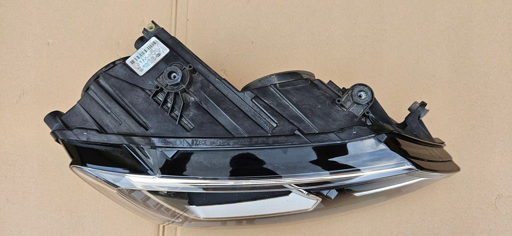 Frontscheinwerfer VW Jetta 5C7941752E Xenon Rechts Scheinwerfer Headlight SCH1201580417ri