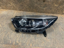 Laden Sie das Bild in den Galerie-Viewer, Frontscheinwerfer Renault Captur I 260603859R Links Scheinwerfer Headlight