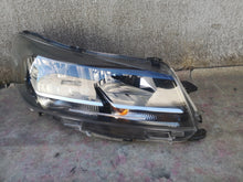 Laden Sie das Bild in den Galerie-Viewer, Frontscheinwerfer Toyota Proace III 9847197880 Rechts Scheinwerfer Headlight SCH7128120796ur