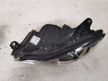 Laden Sie das Bild in den Galerie-Viewer, Frontscheinwerfer Mercedes-Benz W204 A2048209559 Xenon Rechts oder Links SCH9831884611fy