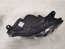 Laden Sie das Bild in den Galerie-Viewer, Frontscheinwerfer Mercedes-Benz A2048209559 Xenon Ein Satz Headlight SCH9831884611fy