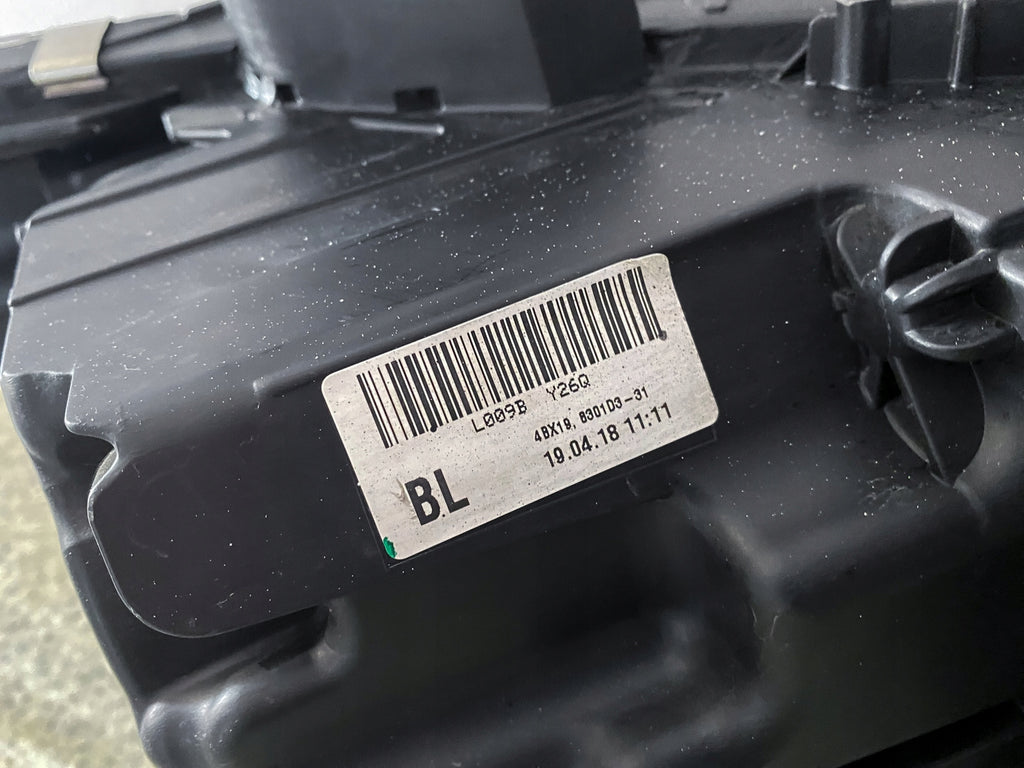 Frontscheinwerfer Mitsubishi III 8301D3-31 LED Links Scheinwerfer Headlight