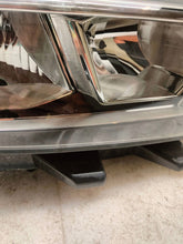 Load image into Gallery viewer, Frontscheinwerfer VW T-Roc T Roc 2GA941006B Xenon Rechts Scheinwerfer Headlight