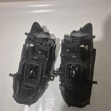 Laden Sie das Bild in den Galerie-Viewer, Frontscheinwerfer Mercedes-Benz A2479062503 A2479062603 LED Ein Satz Headlight SCH5280549521oz