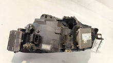 Laden Sie das Bild in den Galerie-Viewer, Frontscheinwerfer Skoda Superb III 3V1941016D LED Rechts Scheinwerfer Headlight