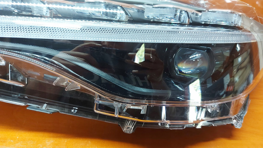 Frontscheinwerfer Toyota Corolla LED Ein Stück (Rechts oder Links) Headlight SCH1512284282fv