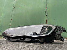 Load image into Gallery viewer, Frontscheinwerfer VW Golf VIII 5H1941035 FALSE Scheinwerfer Headlight SCH1302040620vj