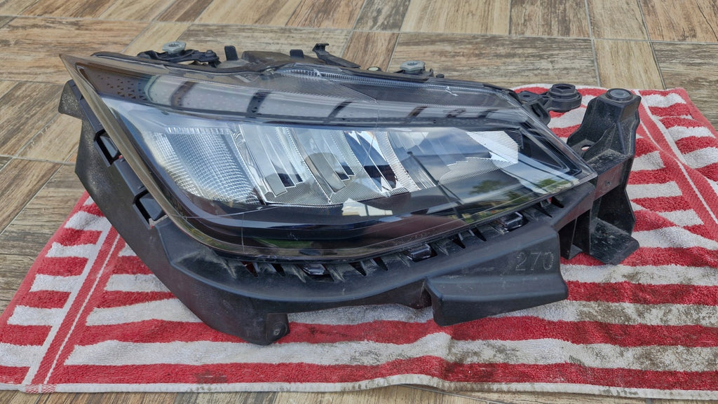 Frontscheinwerfer Seat Ibiza I V 6F1941006F LED Rechts Scheinwerfer Headlight SCH7373764850td