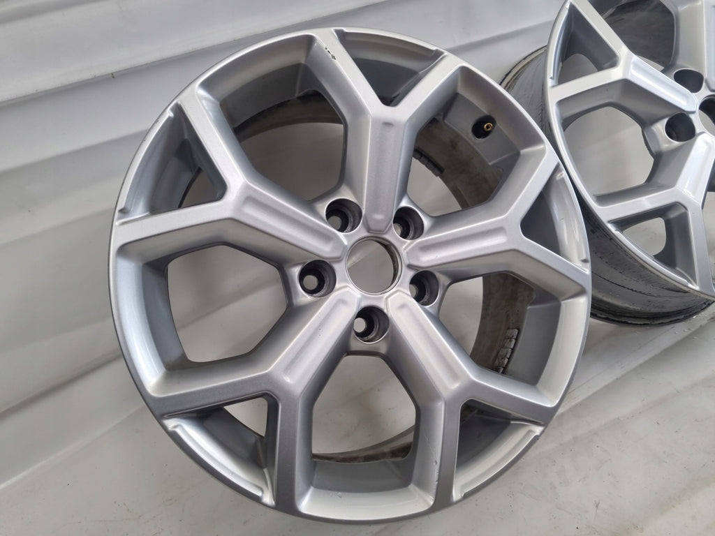 1x Alufelge 17 Zoll 7.0" 5x114.3 40ET 403008932 Renault Talisman Clio III Captur FEL8381289627ns
