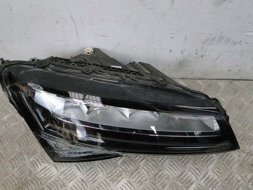 Frontscheinwerfer Skoda Superb III 3V1941016C 3V1941015C LED Ein Satz Headlight