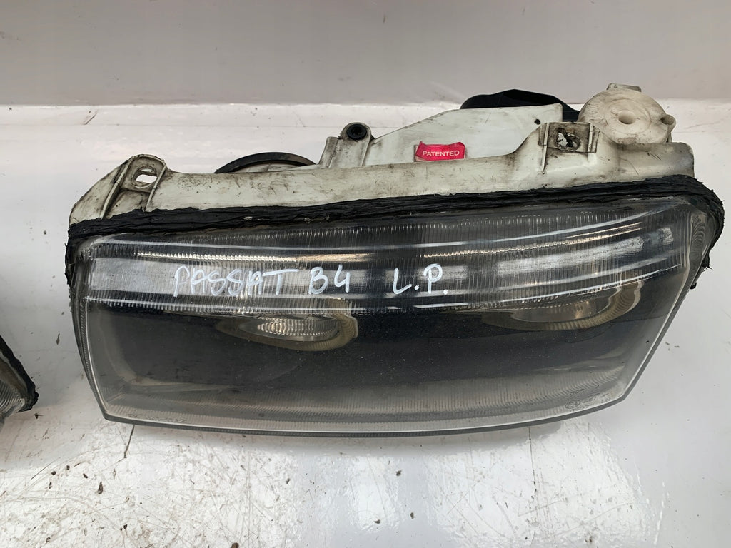 Frontscheinwerfer VW Passat B4 Ein Satz Scheinwerfer Headlight SCH3990395291uo