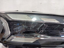 Laden Sie das Bild in den Galerie-Viewer, Frontscheinwerfer Audi Q2 81A941036 LED Rechts Scheinwerfer Headlight SCH1543460871wx