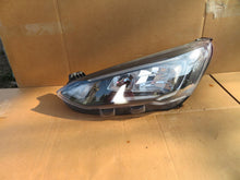 Laden Sie das Bild in den Galerie-Viewer, Frontscheinwerfer Ford Focus MX7B-13E015-CC LED Links Scheinwerfer Headlight SCH7415564264sw