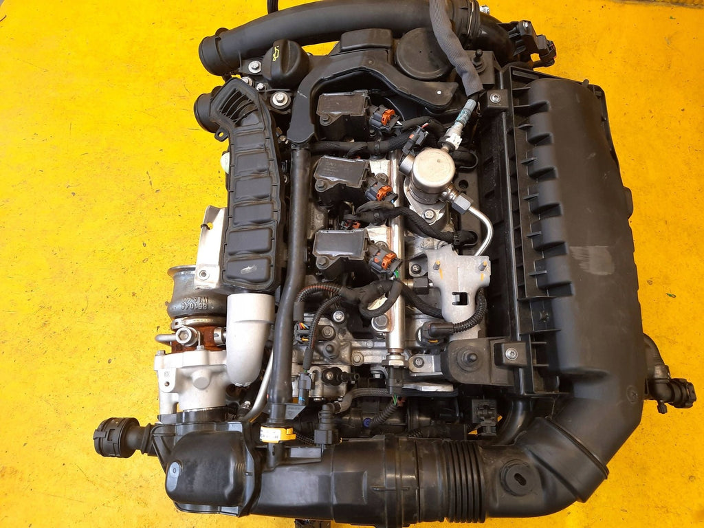 Motor Peugeot 3008 10TMA6 1.2 THP Benzin Engine Komplett