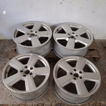 Laden Sie das Bild in den Galerie-Viewer, 4x Alufelge 18 Zoll 8.0" 5x112 43ET Glanz Silber 8E0601025AD Audi Rim Wheel FEL5920472954ab