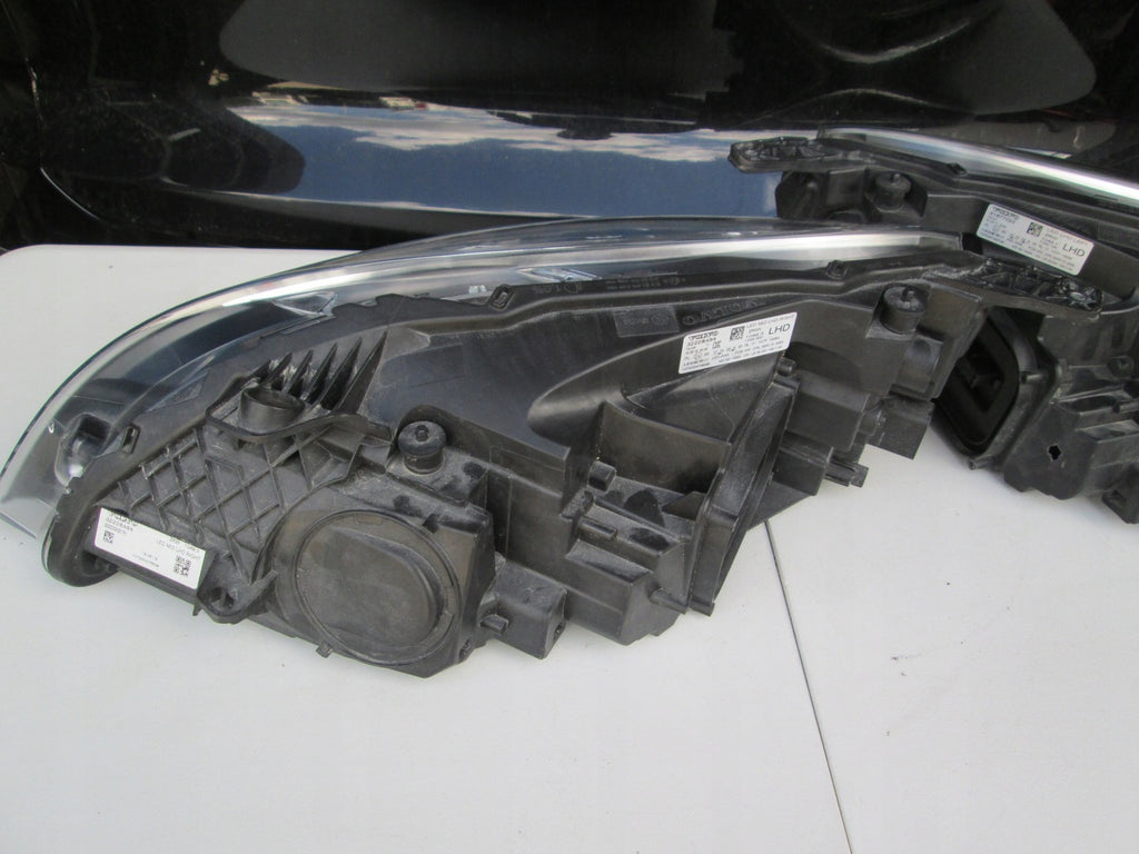 Frontscheinwerfer Volvo Xc40 316770022 Full LED Ein Stück (Rechts oder Links) SCH5455061123wk