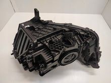 Laden Sie das Bild in den Galerie-Viewer, Frontscheinwerfer Audi Q3 83A941034 Full LED Rechts Scheinwerfer Headlight SCH2242007601at