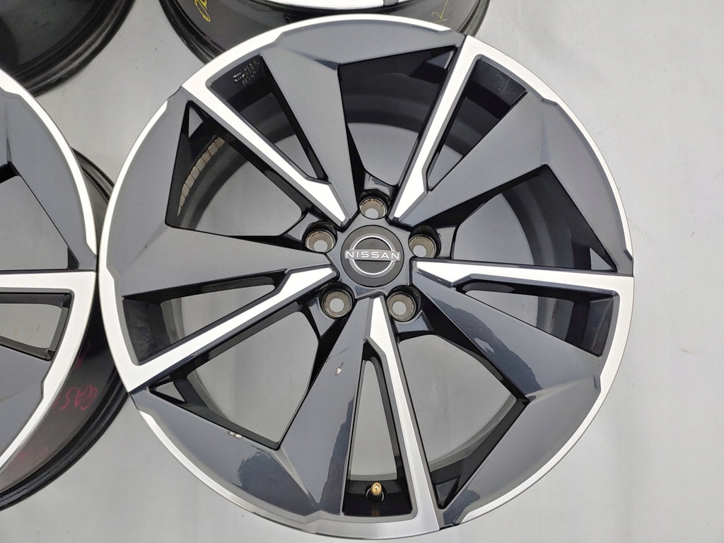 4x Alufelge 19 Zoll 7.5" 5x114.3 45ET Glanz Graphit Mg X-Trail I Qashqai III J12 FEL8219364024td