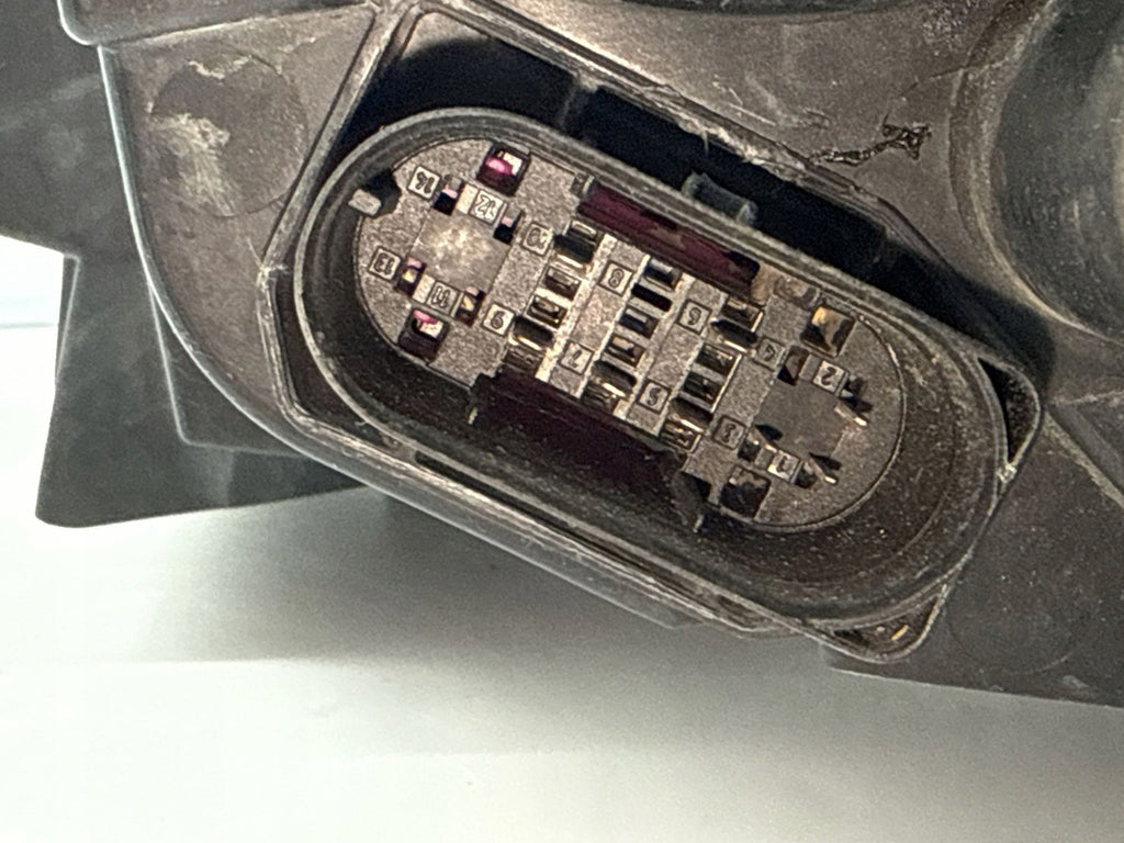 Frontscheinwerfer Mercedes-Benz Cla C117 A1178200461 Rechts Headlight SCH8769933999bs