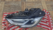 Laden Sie das Bild in den Galerie-Viewer, Frontscheinwerfer Audi A3 8V0941005E Links Scheinwerfer Headlight SCH1733315316sw