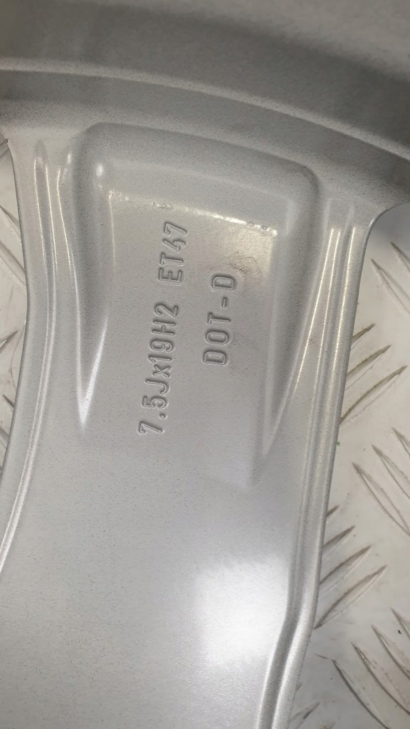 1x Alufelge 19 Zoll 7.5" 5x112 47ET Glanz Grau A2044018902 Mercedes-Benz X204 FEL8493032872uz