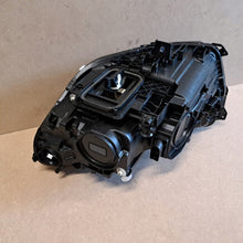 Laden Sie das Bild in den Galerie-Viewer, Frontscheinwerfer Mercedes-Benz Eqa Eqb A2439069000 LED Rechts Headlight SCH2610501866gx