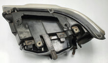 Laden Sie das Bild in den Galerie-Viewer, Frontscheinwerfer Land Rover Freelander L359 6H52-13W029-EG Rechts Headlight SCH2295218657ak