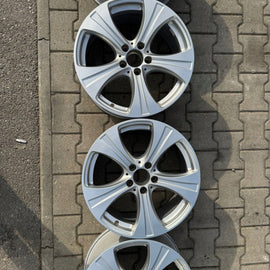4x Alufelge 18 Zoll 8.0