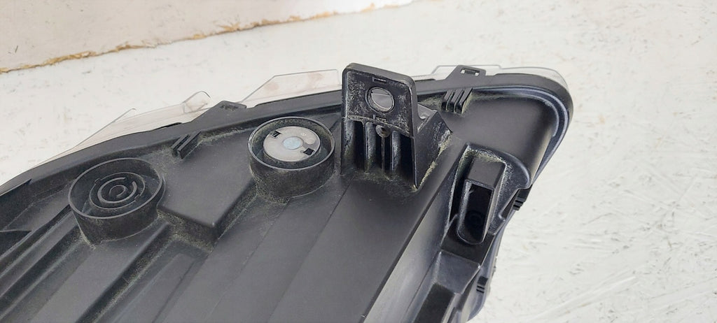 Frontscheinwerfer Mercedes-Benz Sprinter A9109065800 LED Rechts Headlight