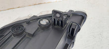 Laden Sie das Bild in den Galerie-Viewer, Frontscheinwerfer Mercedes-Benz Sprinter A9109065800 LED Rechts Headlight