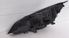 Laden Sie das Bild in den Galerie-Viewer, Frontscheinwerfer Opel Astra K 39187261 Rechts Scheinwerfer Headlight SCH3075050449ti