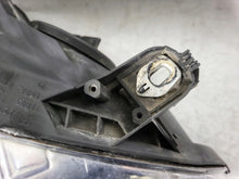 Laden Sie das Bild in den Galerie-Viewer, Frontscheinwerfer Mercedes-Benz W245 A1698208461 Xenon Rechts Headlight SCH6376800211oq