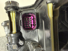 Laden Sie das Bild in den Galerie-Viewer, Frontscheinwerfer Audi Q3 83A941034 LED Rechts Scheinwerfer Headlight SCH5141740529ob