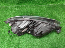 Load image into Gallery viewer, Frontscheinwerfer Skoda Fabia III 6V1941015B Links Scheinwerfer Headlight SCH3096542965lk