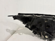Laden Sie das Bild in den Galerie-Viewer, Frontscheinwerfer Toyota V LED Links Scheinwerfer Headlight SCH1062168903fr