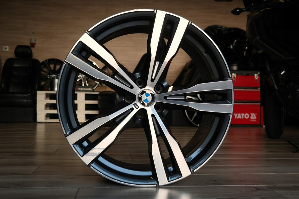 1x Alufelge 21 Zoll 9.5" 5x112 36ET 8074220 BMW X7 G07 Rim Wheel FEL6311616557td