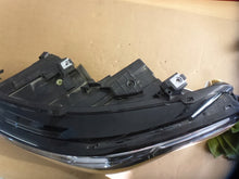 Laden Sie das Bild in den Galerie-Viewer, Frontscheinwerfer VW Golf VIII 5H1941005A Full LED Links Scheinwerfer Headlight SCH2963092189rp