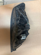 Laden Sie das Bild in den Galerie-Viewer, Frontscheinwerfer Volvo S40 31265694 Links Scheinwerfer Headlight SCH7248380805vy