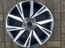 Laden Sie das Bild in den Galerie-Viewer, 1x Alufelge 18 Zoll 7.0" 5x100 47ET Glanz 6F9071498A Seat Arona Rim Wheel FEL4248974497du