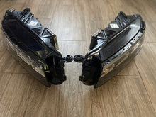 Load image into Gallery viewer, Frontscheinwerfer VW Touareg 761941081B 761941082B LED Ein Satz Headlight