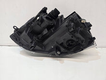 Load image into Gallery viewer, Frontscheinwerfer VW Transporter 7E5941016C Rechts Scheinwerfer Headlight