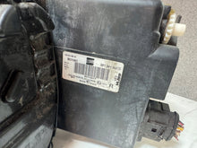 Laden Sie das Bild in den Galerie-Viewer, Frontscheinwerfer Seat Toledo 89315801 LED Rechts Scheinwerfer Headlight