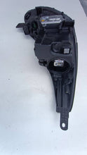 Laden Sie das Bild in den Galerie-Viewer, Frontscheinwerfer Kia Sportage IV 92101F1110 Ein Stück (Rechts oder Links) SCH3224590999tx