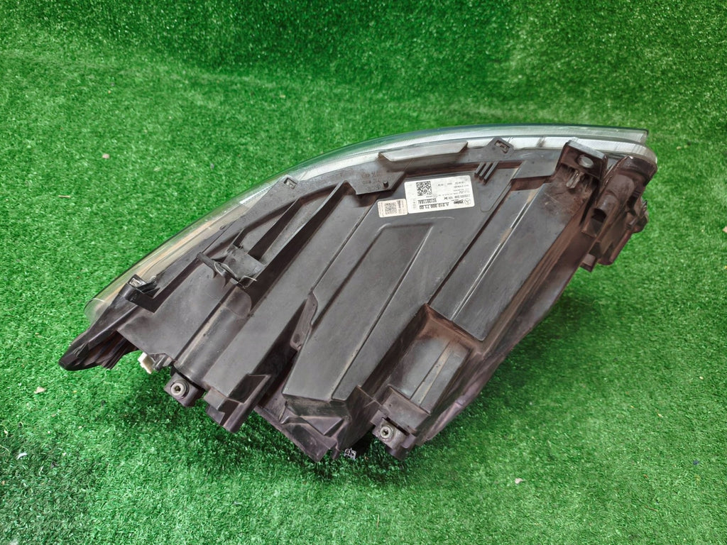 Frontscheinwerfer Mercedes-Benz Sprinter A9109067100 Links Headlight SCH7165596336vy