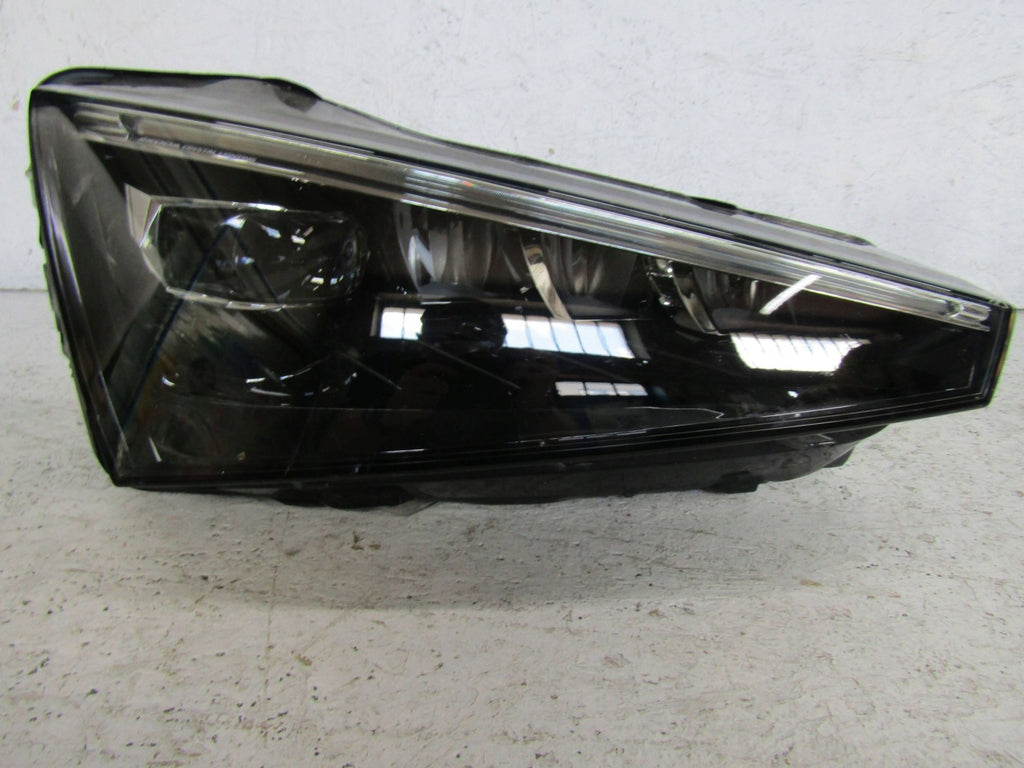 Frontscheinwerfer Skoda Scala 657941016A LED Rechts Scheinwerfer Headlight SCH4270921791oe
